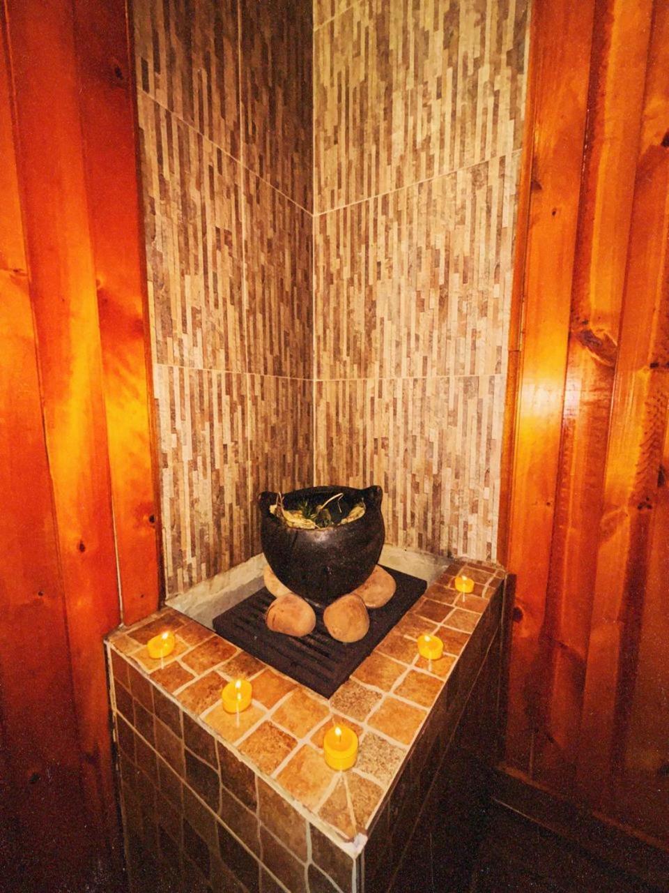ホテル Juan De La Vega ラ・ベガ エクステリア 写真